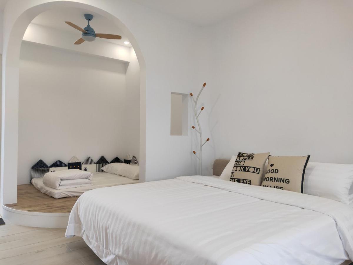 Blue White Apartment Wujie Exterior photo