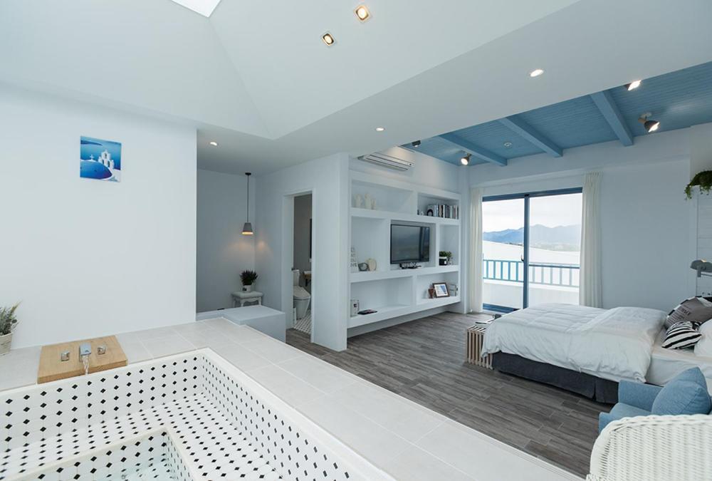 Blue White Apartment Wujie Exterior photo